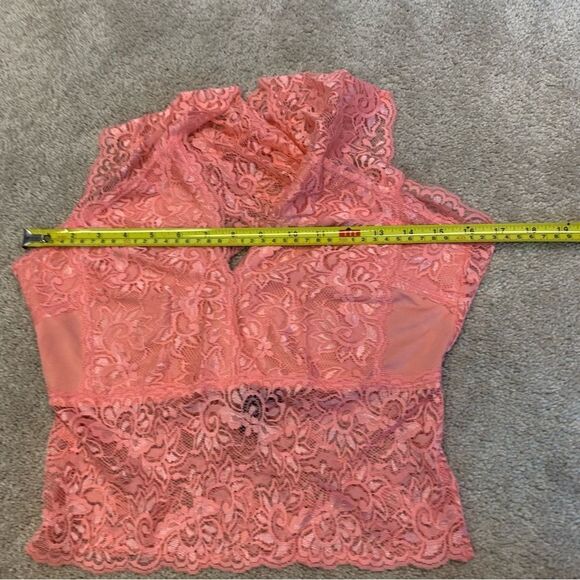 Uk2la peach pink lace stretchy V-neck sleeveless top crisscross L clubwear NWOT - Picture 7 of 9